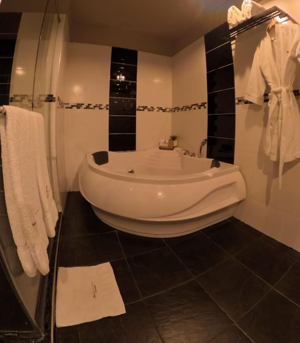 Hotel Quinta De Cabecera Bucaramanga Esterno foto
